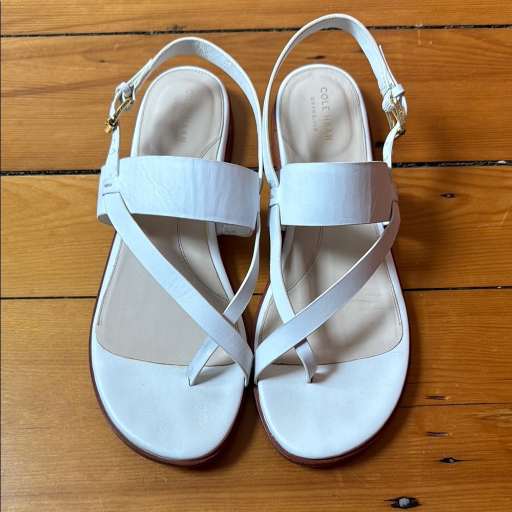 Cole Haan Women's White padded thong leather Sandals